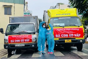 Việt Hương dừng hoạt động thiện nguyện khiến bà con nghẹn ngào