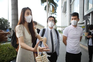 Công an TP.HCM tiếp nhận đơn tố cáo của vợ chồng Công Vinh Thuỷ Tiên