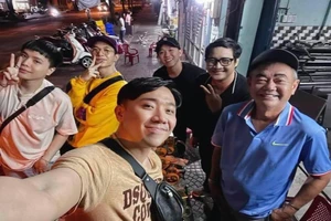 Showbiz Việt có một người thầy kì lạ - NSND Việt Anh