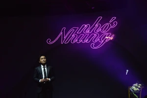 Đêm nhạc đặc biệt của Phi Nhung-Mạnh Quỳnh