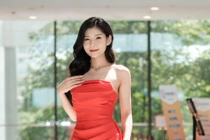 Nữ MC SEA Games 31 khiến fan quốc tế trầm trồ là ai?