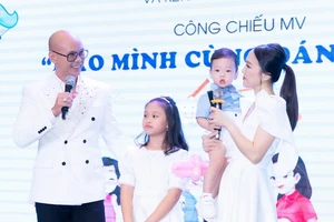 Vợ ca sĩ Phan Đinh Tùng: ‘Tôi nguyện là hậu phương’ 