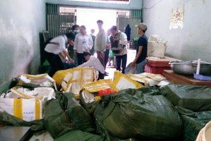 2 tấn thịt bẩn nghi từ Trung Quốc bị bắt trên đường vào quán nhậu