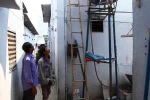 Sửa bồn nước, chủ nhà trọ bị điện giật tử vong