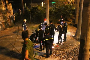 Trắng đêm mò tìm đôi nam nữ nhảy cầu