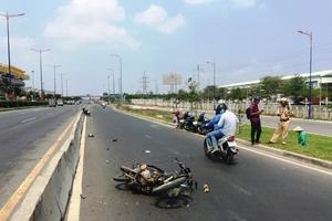 Người phụ nữ nhập viện vì đi xe máy ngược chiều