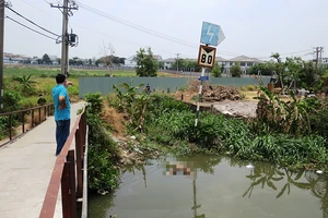 Bàng hoàng phát hiện thi thể cô gái trẻ trôi trên sông Sài Gòn