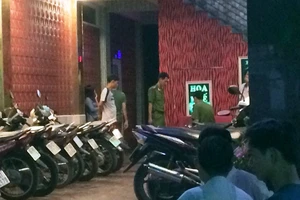 Người đàn ông bị đâm chết trong quán karaoke