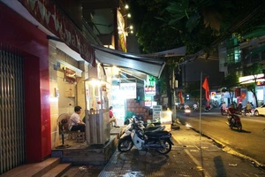 Trộm xe bất thành, vứt xe rút dao đâm bị thương người truy đuổi