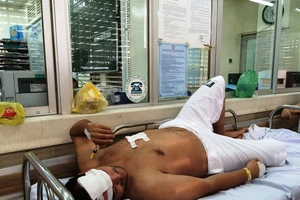 1 người nước ngoài bị cướp đâm trọng thương