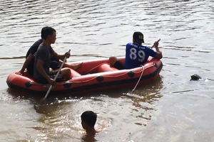 Đã tìm thấy thi thể bé gái mất tích cùng mẹ trên sông