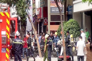 Cháy nhà hàng ở trung tâm quận 1, thực khách nháo nhào