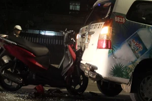 Lao xe vào taxi, nam thanh niên nguy kịch