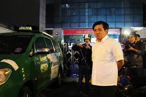 Lễ 2-9, ông Đoàn Ngọc Hải vẫn xuống đường dẹp vỉa hè