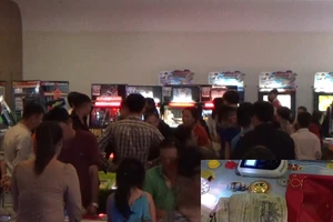 Ổ cờ bạc tinh vi trong trung tâm thương mại Aeon Mall