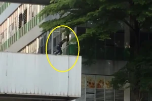 Nam công nhân nhảy từ tầng 3 trong công ty PouYuen