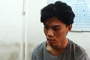 Dùng kíp nổ giả cướp ngân hàng ở Tân Phú