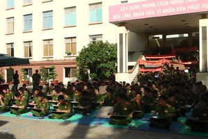 Khi hàng trăm cảnh sát đặc nhiệm đua tài 