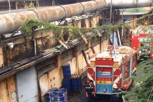 Khống chế nhanh vụ cháy do rò rỉ ống dẫn dầu cấp nhiệt 