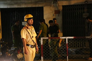 Phác họa 2 tên cướp đâm chết 'hiệp sĩ'