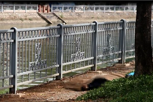 Thi thể trôi kênh Tàu Hủ, cần thủ vất đồ bỏ chạy