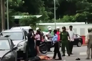 Nghi đánh ghen ở chung cư Homyland 2, một người bị đâm chết