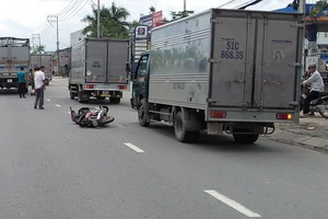 Cha cùng con gái 16 tuổi gặp tai nạn thương vong