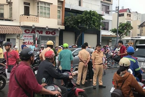 Tự té trên cầu Nguyễn Văn Cừ, nam thanh niên tử vong tại chỗ