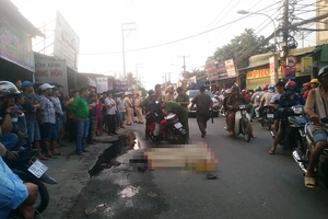 Lại thêm người bị xe tải cán chết ở vùng ven TP.HCM