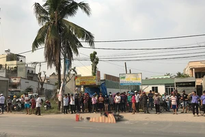 Container lại cán chết người trên đường Nguyễn Duy Trinh