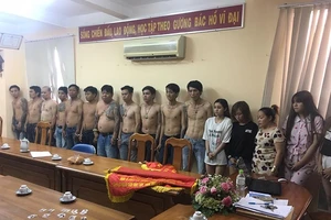 Dùng vợ, bồ… đóng giả gái mại dâm trộm cả ngàn vụ ở TP.HCM