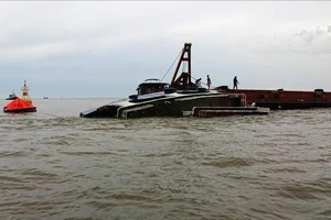 Tàu chìm trên sông Gò Gia, thuyền trưởng mất tích