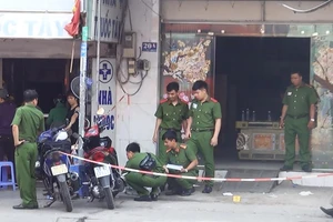 Cầm nón bảo hiểm chọi đối thủ ở tiệm game bắn cá, bị đâm chết