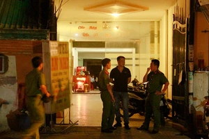 Đôi nam nữ gục chết trong khách sạn ở Bình Tân