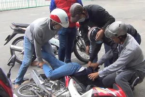 Phá đường dây ma túy khủng, bắt hàng chục kg ma túy ở TP.HCM