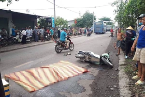 Xe buýt cán chết người đàn ông ở quận 9