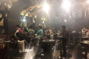 Hàng chục dân chơi phê ma túy ở vũ trường Đông Kinh