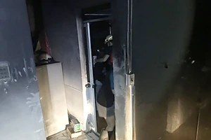 Đôi nam nữ mắc kẹt trong căn nhà bị cháy ở Gò Vấp