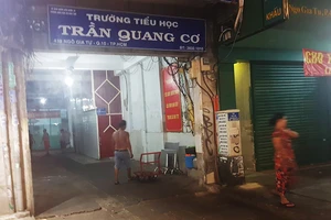Quận 10: Phụ huynh vào trường đánh nhau, hiệu phó bị thương