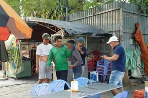 Rút tờ 500 ngàn trả tiền nước, bị đánh bầm dập