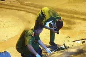 Chạy xe ôm kiếm tiền tiêu tết, người đàn ông bị cướp tấn công