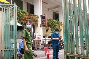 Chung cư Hòa Bình nội bất xuất, ngoại bất nhập vì ca COVID-19