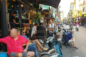 'Mặc dù ảnh hưởng đến doanh thu nhưng sức khỏe là vàng'