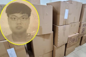 Thu gom khẩu trang tuồn ra nước ngoài, 1 thanh niên bị bắt
