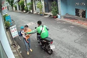 Đã xác định thanh niên xe công nghệ giật điện thoại 1 phụ nữ