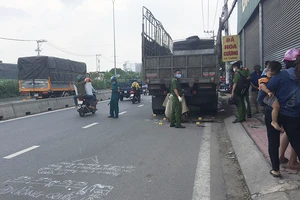 Tông thẳng vào đuôi xe tải, thanh niên tử nạn