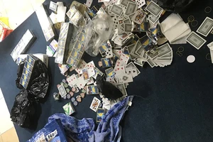 1 phụ nữ tổ chức sòng bạc trong chung cư ở quận 4