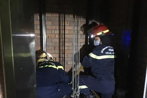 Nhân viên tử vong khi sửa thang máy