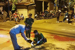 Đâm chết khách tại đám hỏi của mình ở Hóc Môn