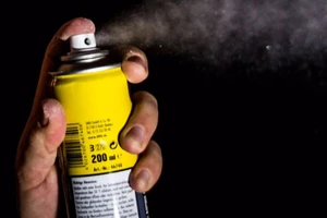 Xịt hơi cay cướp xe máy táo tợn ở Bình Chánh